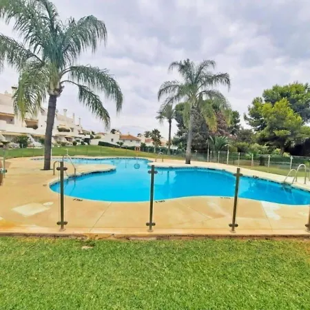 Апартаменты Jardines De Calahonda *