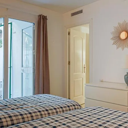 Апартаменты Jardines De Calahonda